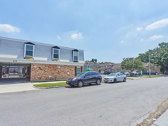 2nd image of 1419 Hawthorne St #8ceb16dfd