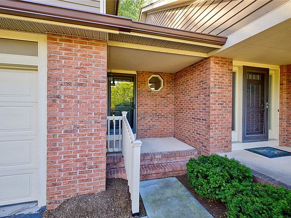2nd image of 1140 Hillsboro Cove Cir