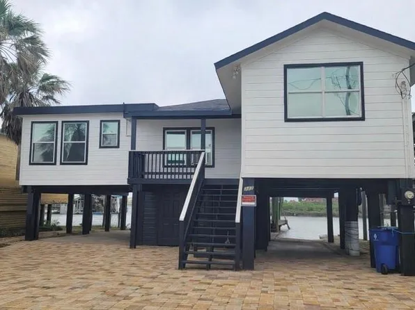 347 Bonito Ln, Surfside Beach, TX 77541