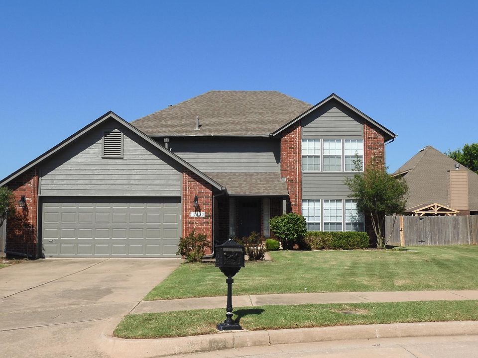 Located on a Cul de Sac in East Bixby Elementary School district.