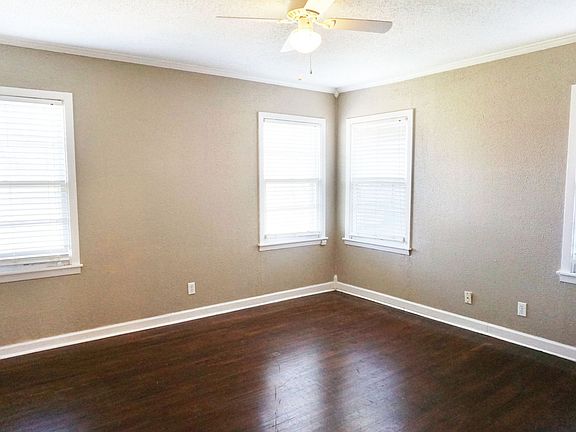 4th image of 3801 32nd St
