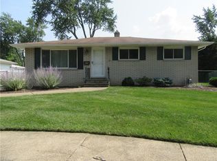 4776 Andrea Ln, Cleveland, OH 44109