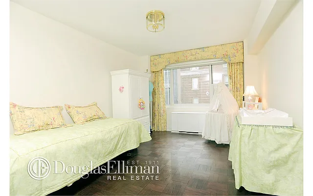 Sold by Douglas Elliman | media 6