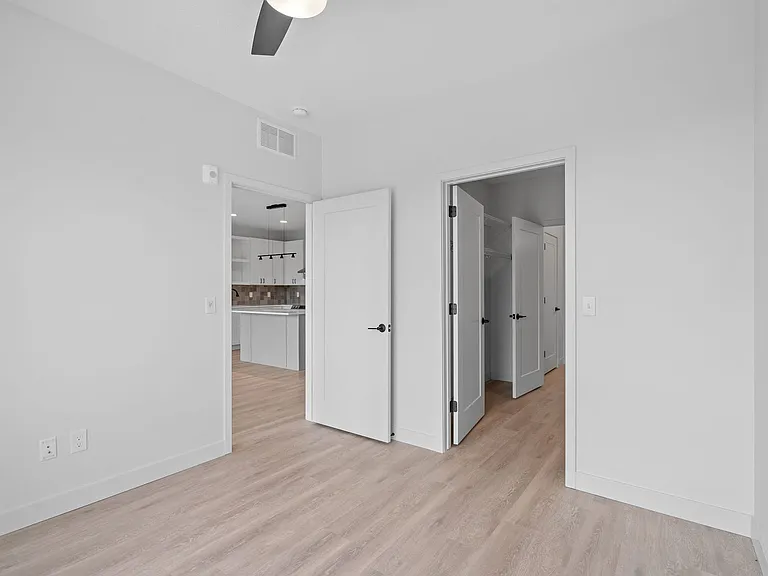 Rosa Apartments — Photo 33