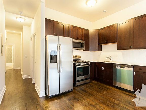 3rd image of 2050 W Division St #3F