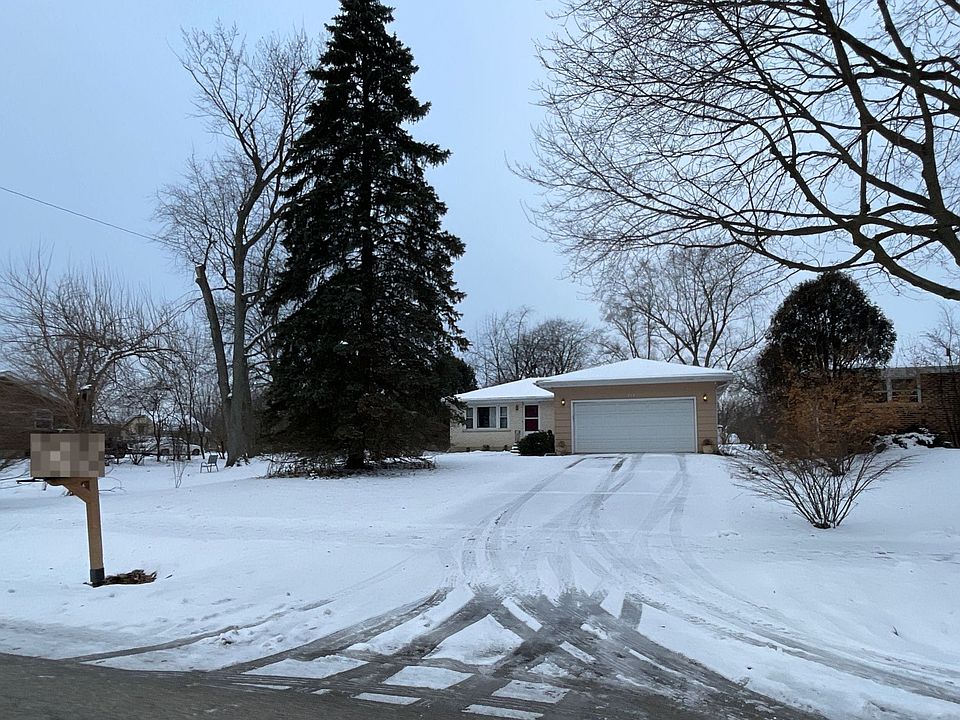 1st image of 324 N Park St
