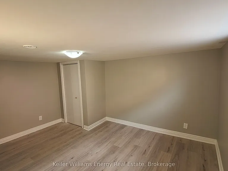 201 Celina St #BASEMENT — Photo 12