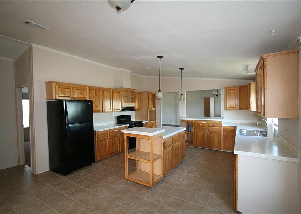 2nd image of 2701 Aspen Ct