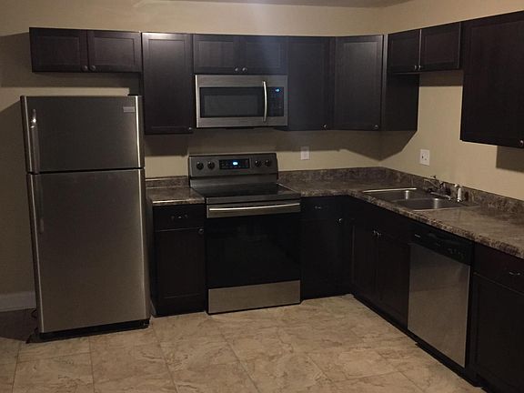 3rd image of 311 Fairview Dr