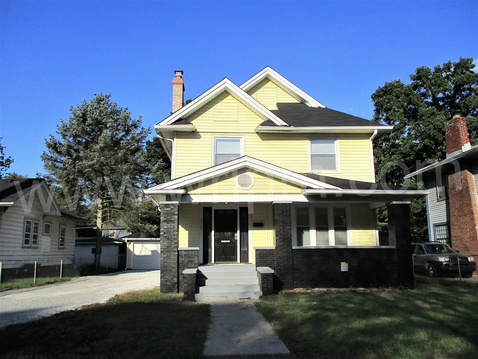 3464 Birchwood Ave photo 1