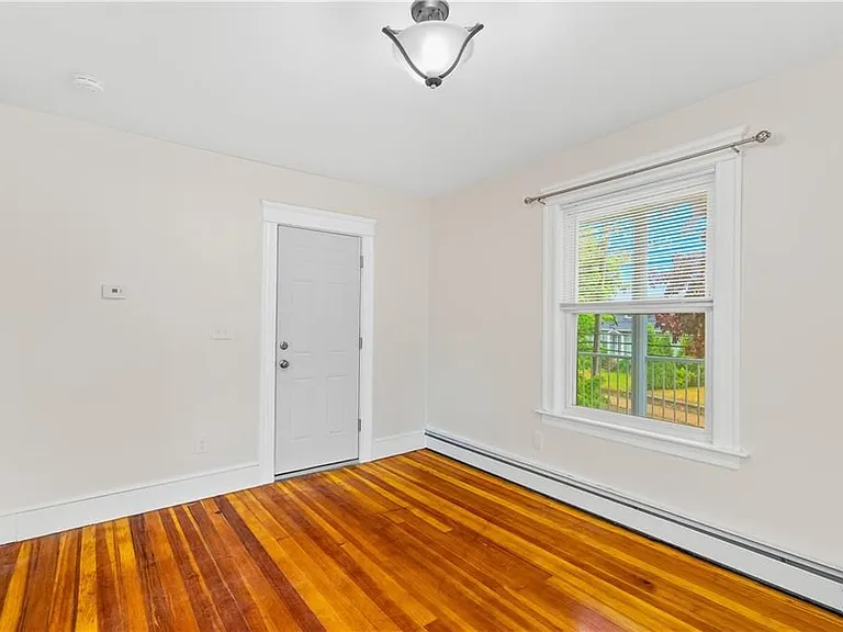 1226 Park Ave #2 — Photo 2