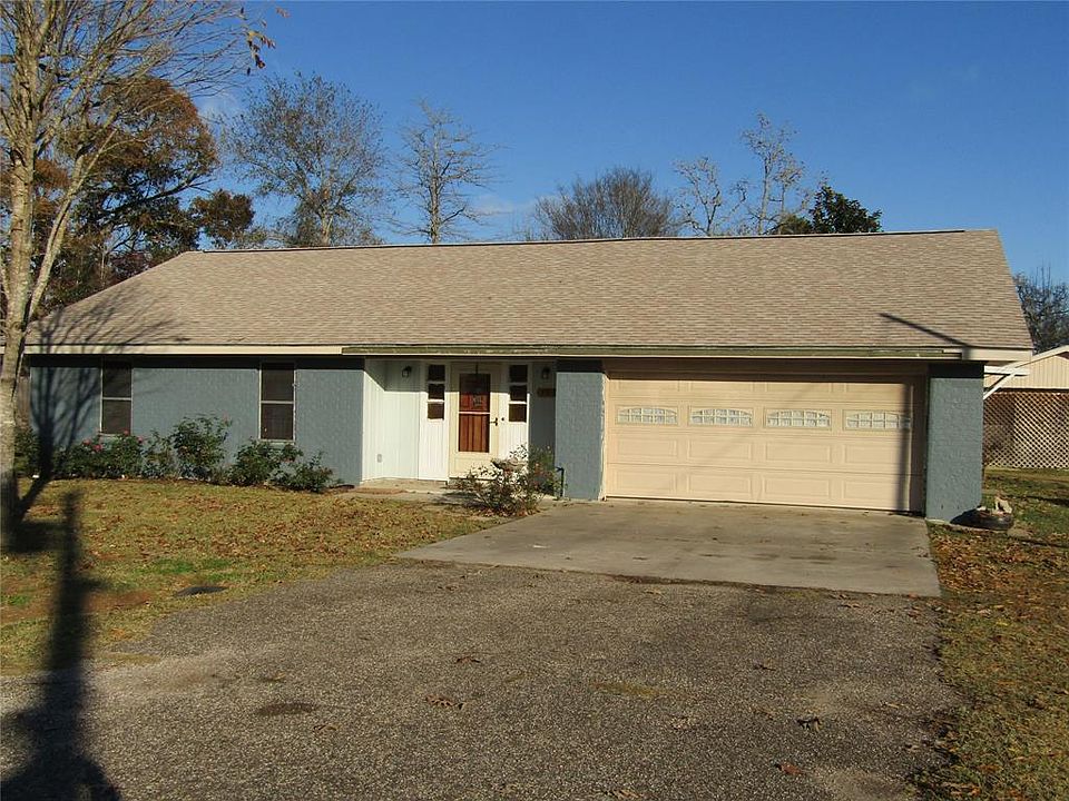 1st image of 158 Countrywood Dr