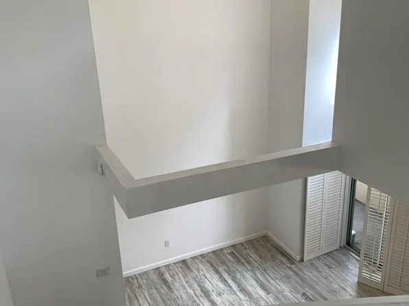 1757 17th St APT 5, Santa Monica, CA 90404