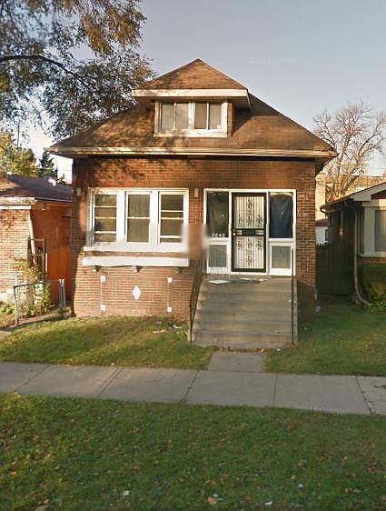 1st image of 9640 S Calumet Ave #House