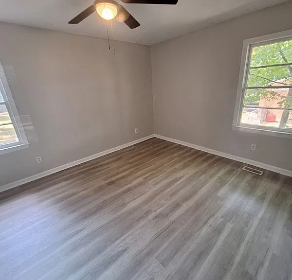 7655 Fletcher Ave — Photo 9