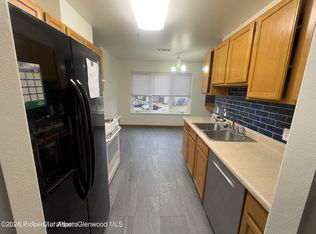 790 Castle Valley Blvd APT L, New Castle, CO 81647