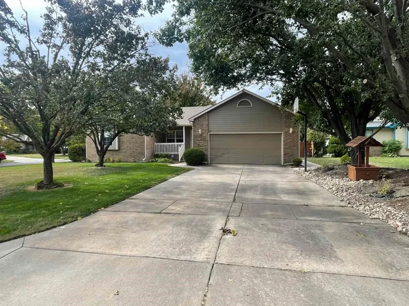 10038 W May Ct, Wichita, KS 67209