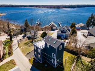 62 John Wickes Ave, Warwick, RI 02818
