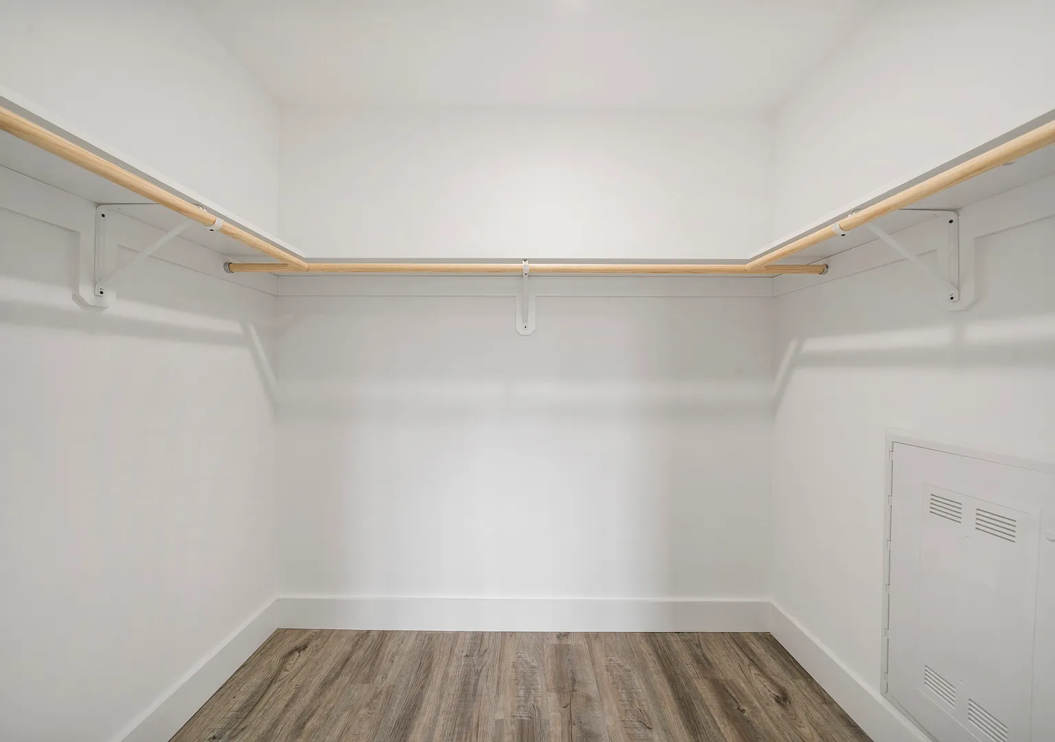 1 bed, 750 sqft, $1,900 — Photo 2