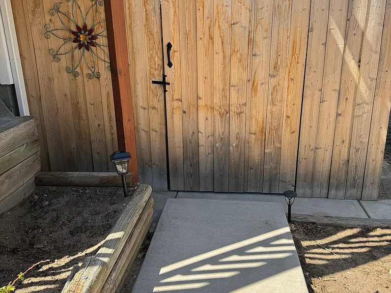 7650 Conifer Dr — Photo 38