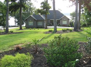 160 Mariner Pointe Ln, Mooresville, NC 28117