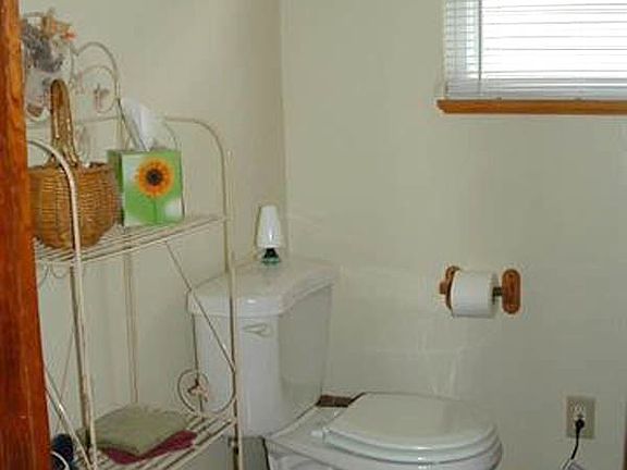 4th image of 1111 N 8th St