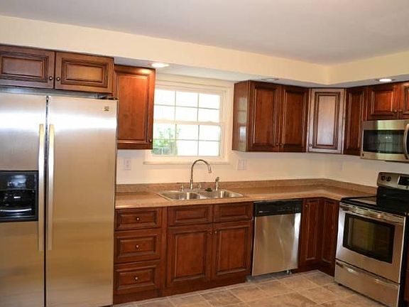 Kitchen New SS appliances