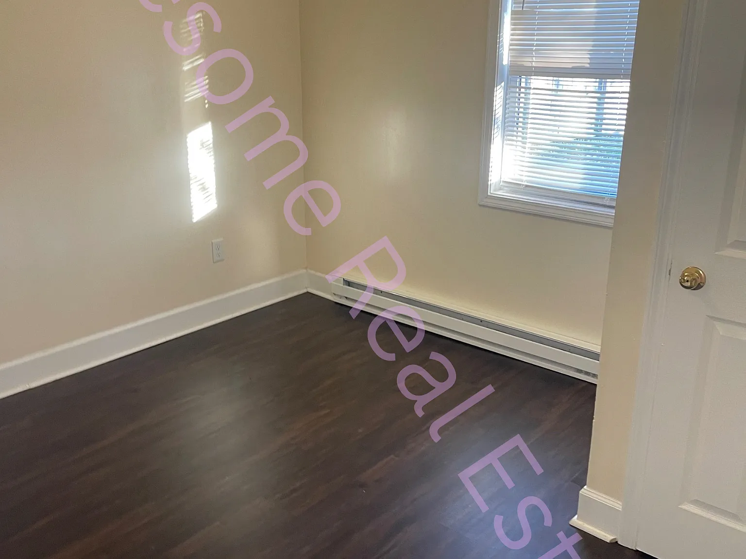 1 bed, $895 — Photo 2