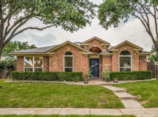 1104 Raleigh Dr, Lewisville, TX 75077