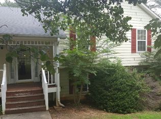 672 Rivermill Rd, Bethlehem, GA 30620