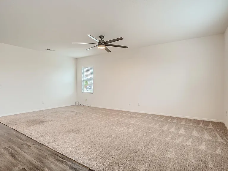 19217 Nathan Scott Way — Photo 4
