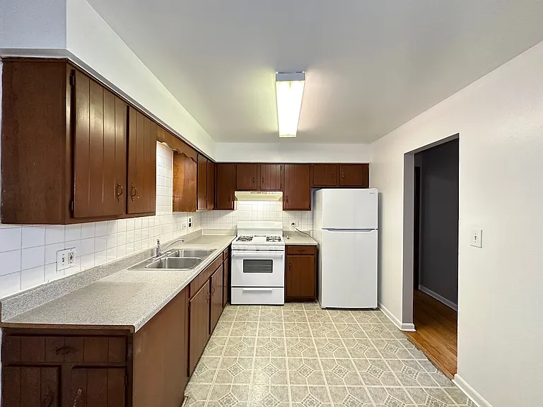 430 W Stevens Dr #401 — Photo 3