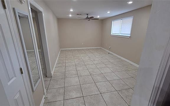 3rd image of 440 34th St