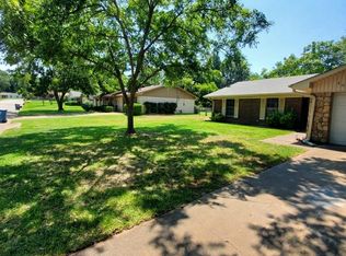 804 Humphrey St, Athens, TX 75751