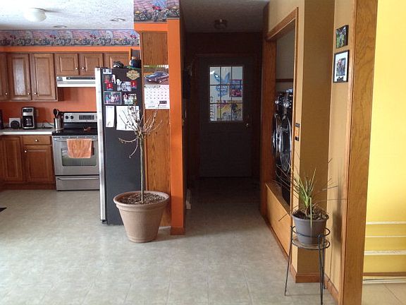 3rd image of 1596 County Road 1095