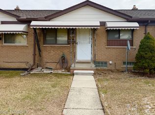 8401 Eighteen Mile Rd #196, Sterling Heights, MI