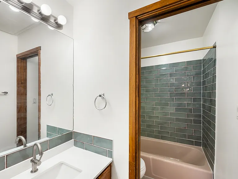 207 & 211 W Water St — Photo 10