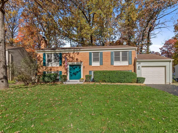 12712 Longleaf Ln, Herndon, VA 20170
