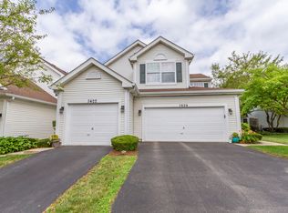 1422 Walnut Hill Ave, St Charles, IL