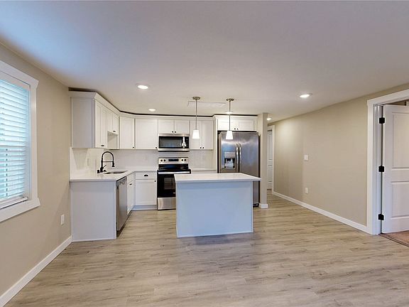 3rd image of 512 133rd Street S