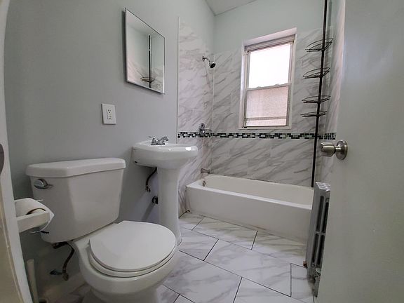 3rd image of 418 Central Ave APT 206