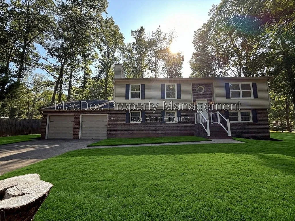 4 bed, 3.0 bath, 1138 sqft, $2,745 — Photo 1