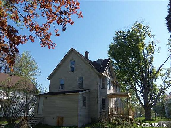 3rd image of 5117 N Main St