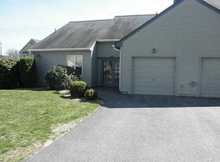 99A Nipmuc Trl, North Providence, RI 02904