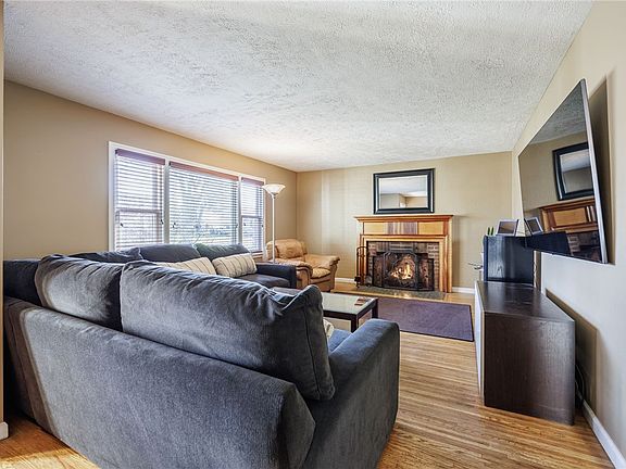 4th image of 88 Longcroft Rd