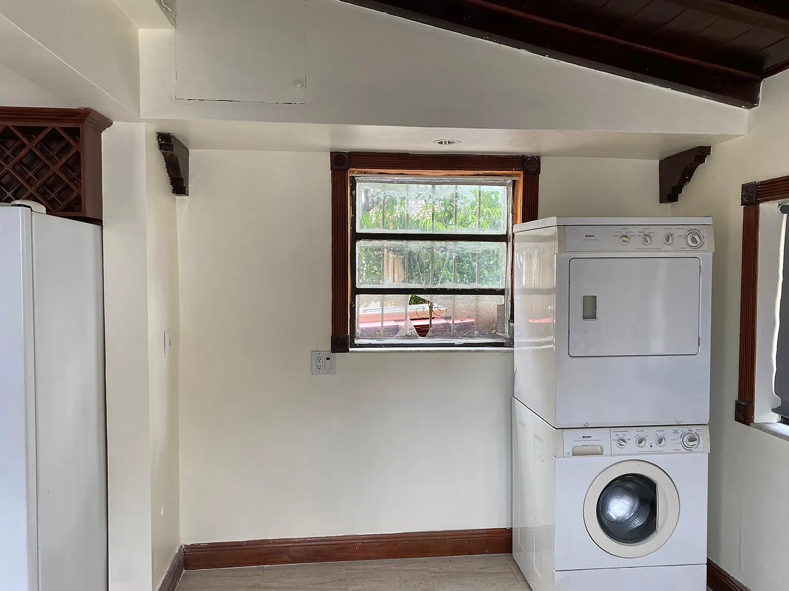 2 bed, 805 sqft, $2,050 — Photo 3