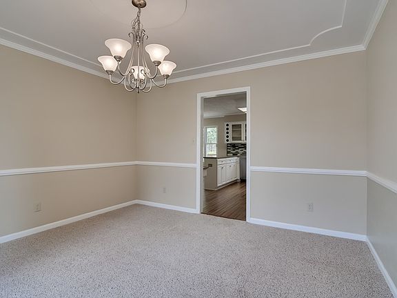 4th image of 4618 Oxford Dr