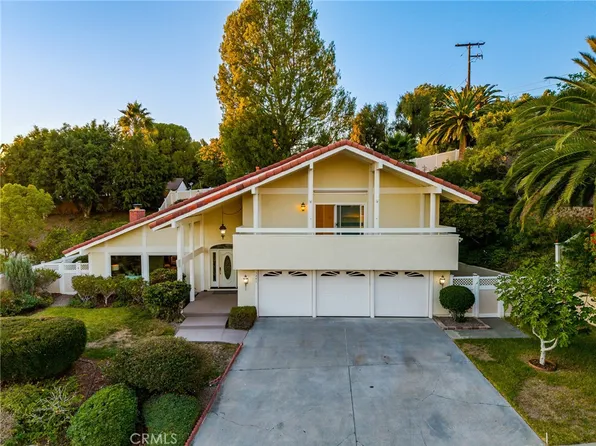 13241 Orange Knoll Dr, Santa Ana, CA 92705