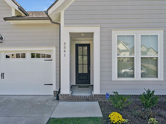 4th image of 5541 Stonefield Dr
