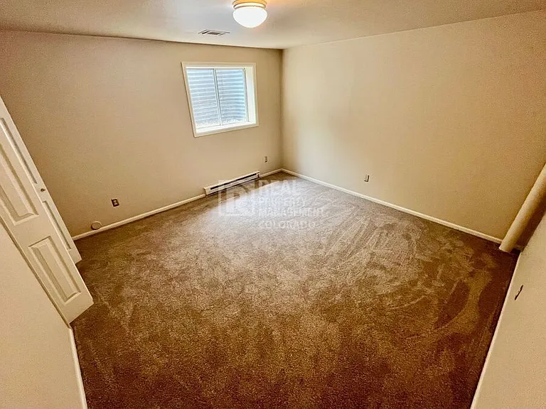 1101 Mansfield Dr — Photo 20